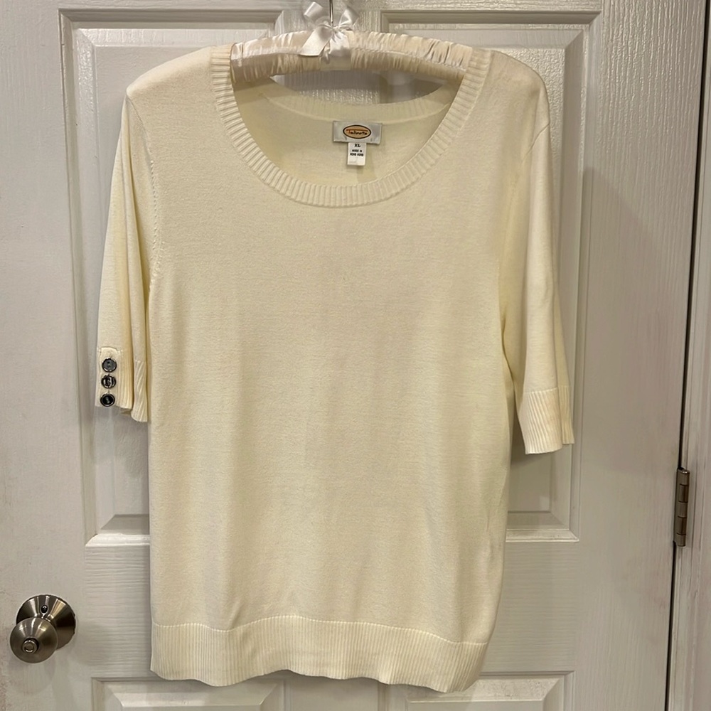Talbots cream colored half sleeve light weight sweater